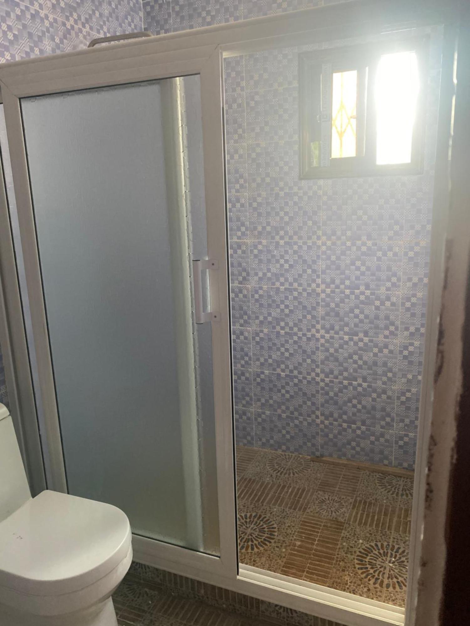 Debora Guest House فريتاون المظهر الخارجي الصورة