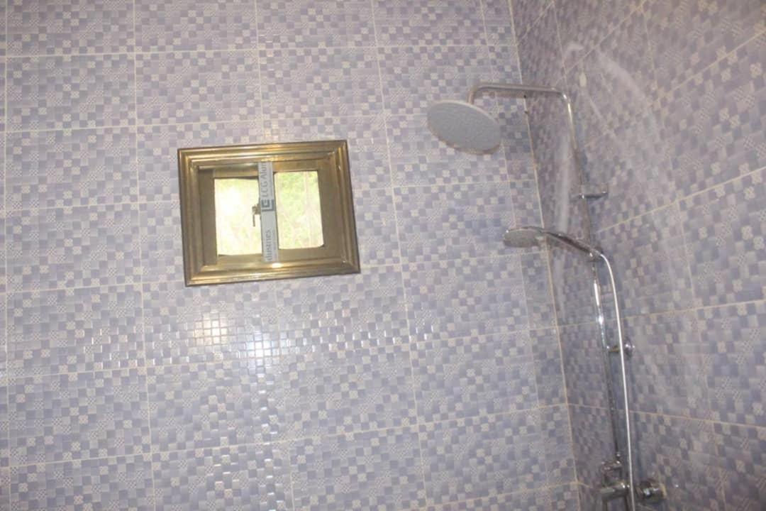 Debora Guest House فريتاون المظهر الخارجي الصورة