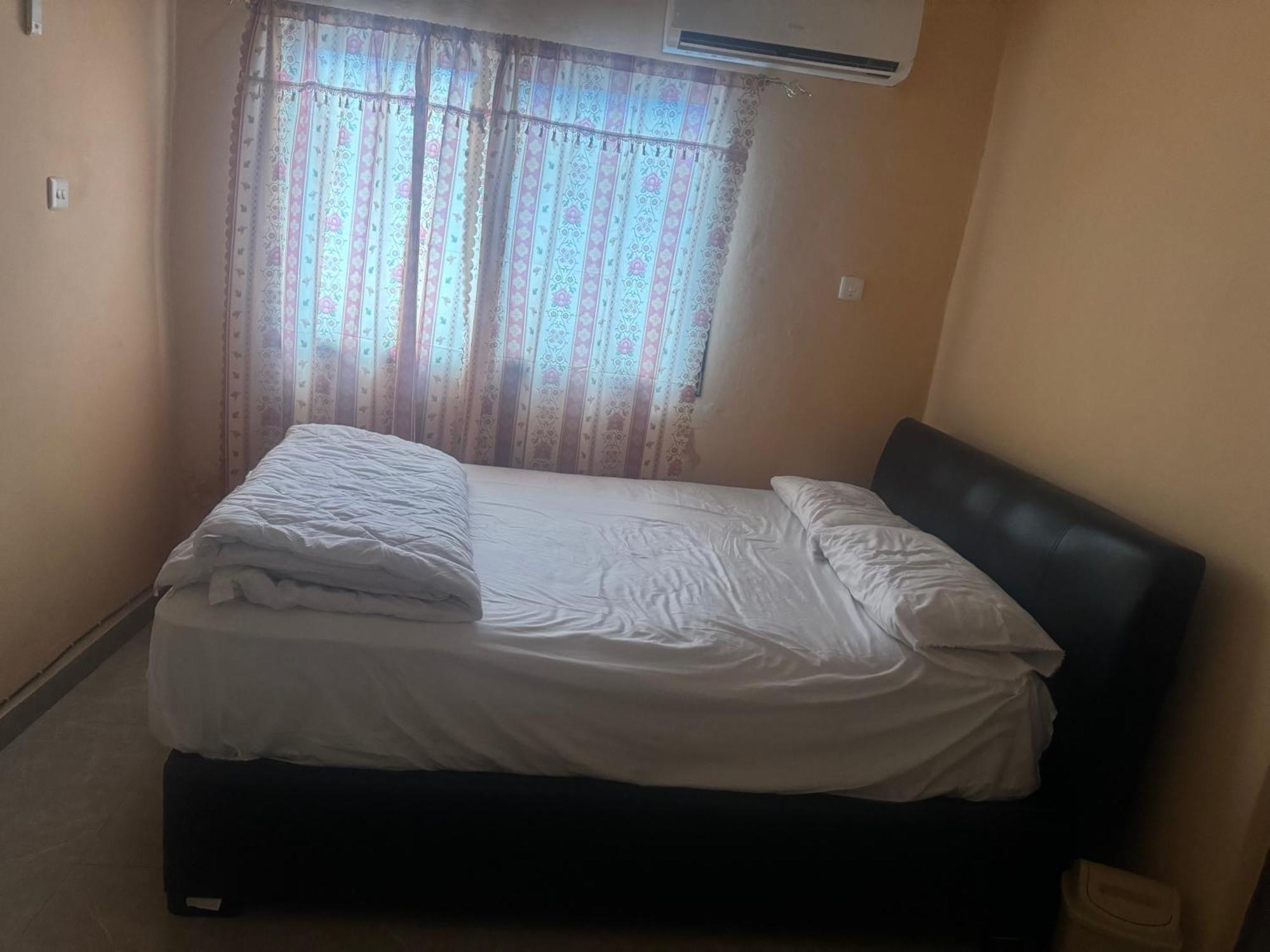 Debora Guest House فريتاون المظهر الخارجي الصورة
